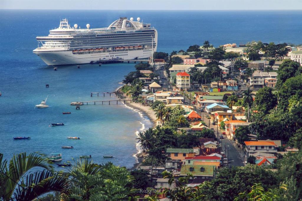جزیره سرسبز و زیبای دومینیكا