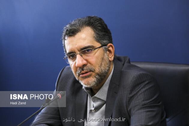 دشمن با پهن کردن فرش قرمز بدنبال یأس آفرینی و جذب نخبگان است